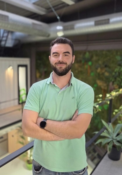 Equipo. Miguel Velasco, departamento técnico en aBalados